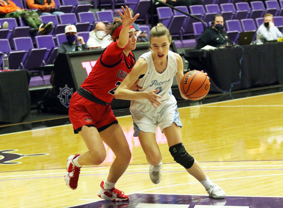 Clackamas Lakeridge girls basketball Dan Brood 33